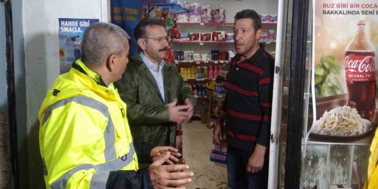 Koçarlı’da Sağanak Yağış Taşkınlara Sebep Oldu