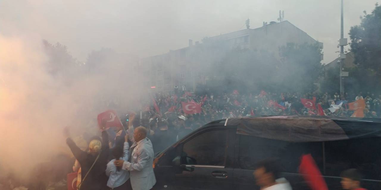 Lüleburgaz’da Seçim Kutlamaları