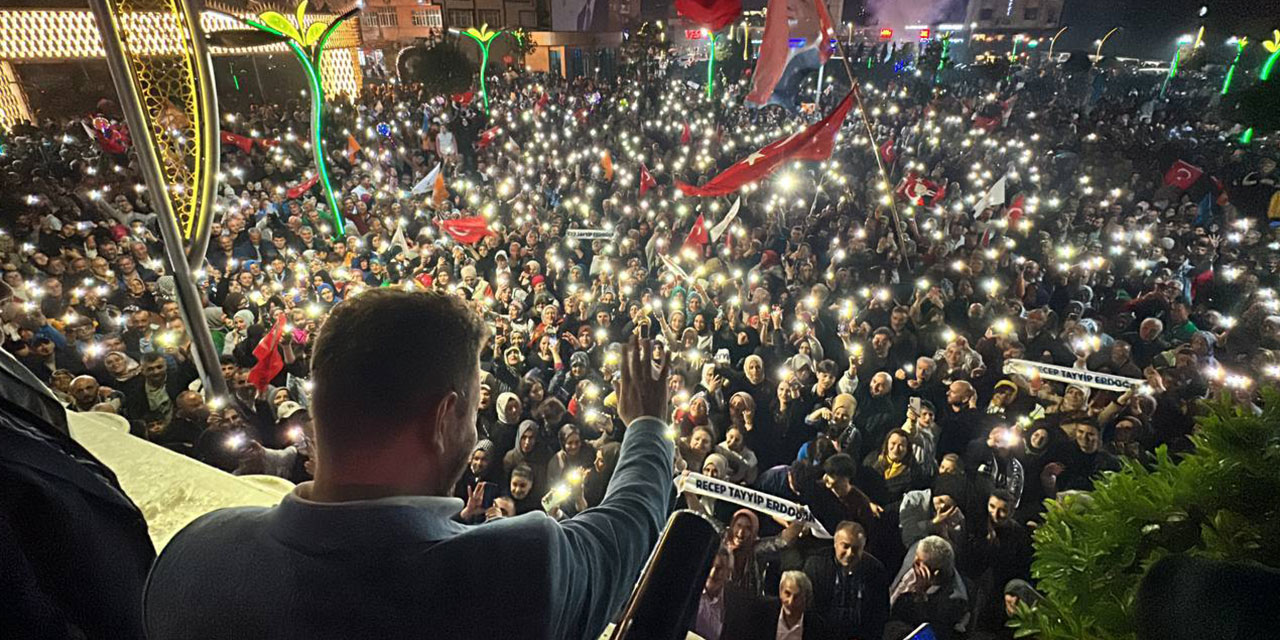Cumhurbaşkanı Erdoğan'ın seçim başarısı Rize'de kutlanıyor