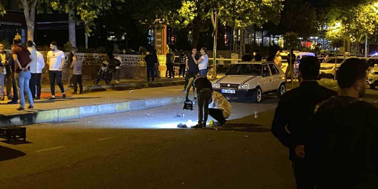 Diyarbakır’da Alkolü Grup Paçacıda Olay Çıkardı: 2 Yaralı