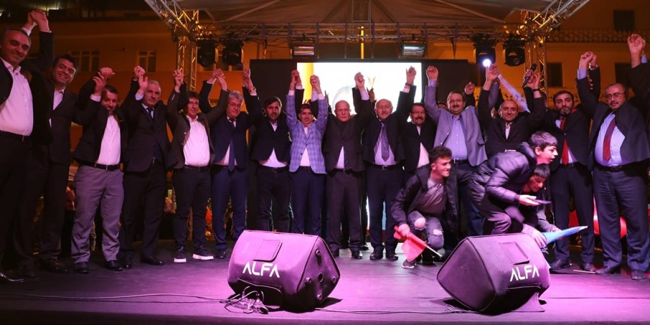 Bayburt’ta Cumhur İttifakının Zafer Sevinci