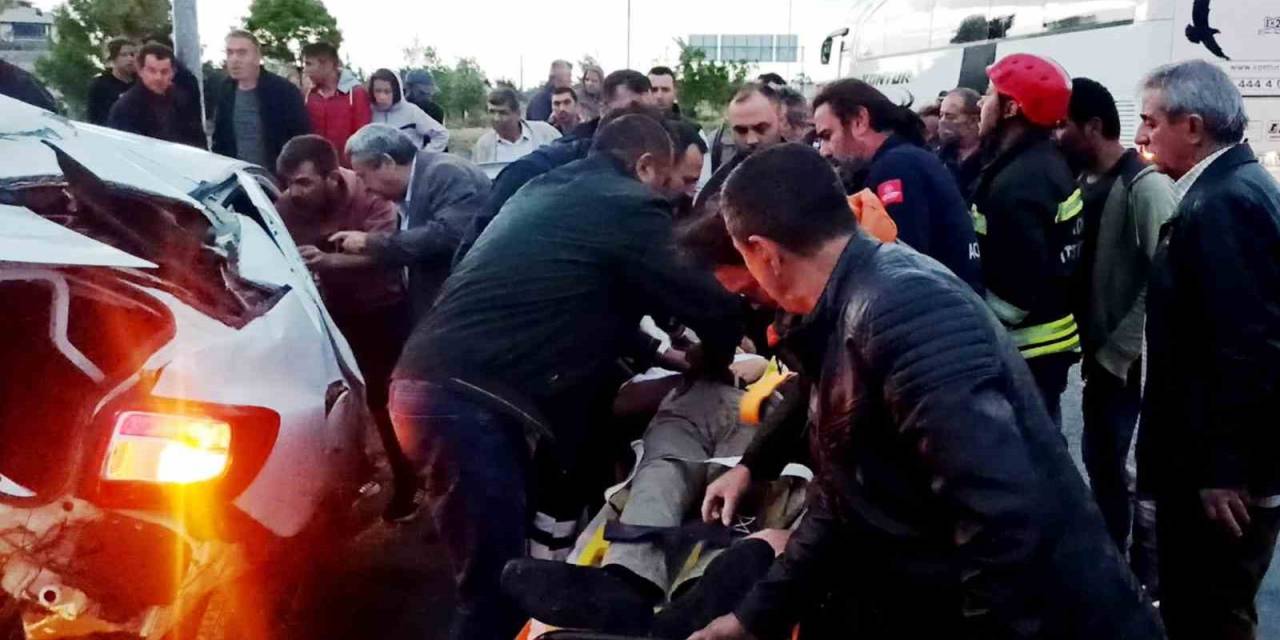 Konya’da İki Otomobil Çarpıştı: 7 Yaralı