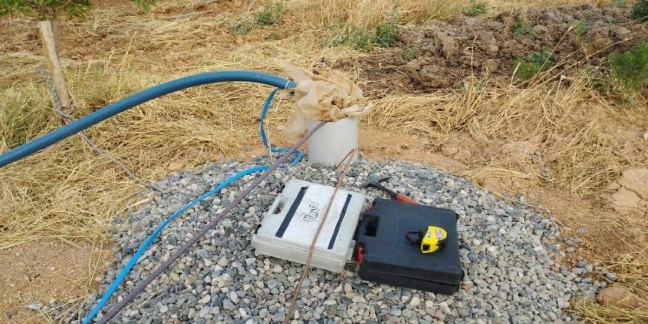 Depremin Neden Olduğu Toprak Kayması, Kuyuların Yerini Bozdu