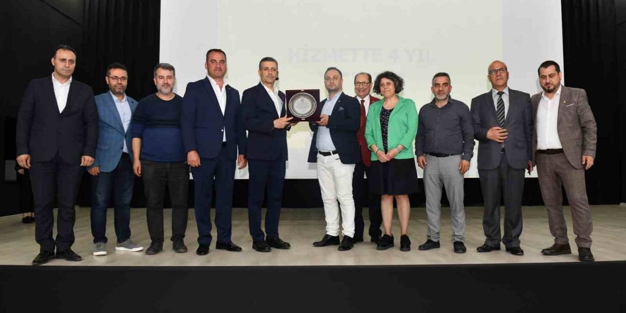 Hataylılardan Esenyurt Belediye Başkanı Bozkurt’a Teşekkür Plaketi