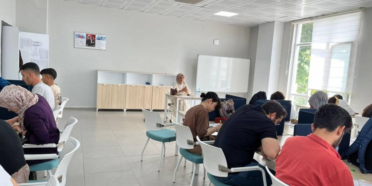 Depremzede Öğrencilere Eğitim Desteği