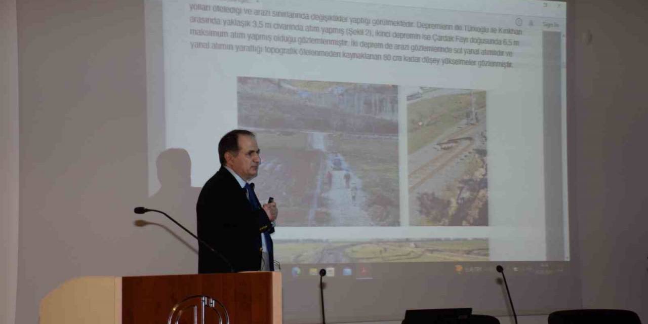 Eğitim Fakültesinde "6 Şubat 2023 Kahramanmaraş Depremleri" Konuşuldu