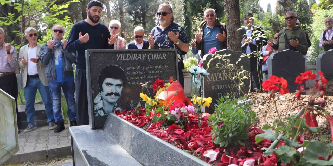 Yıldıray Çınar Mezarı Başında Anıldı