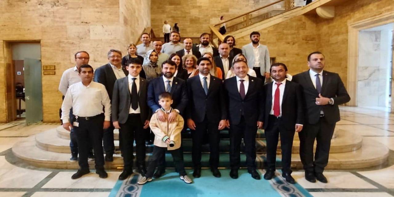 Ak Partili Milletvekilleri Tbmm’ye Kayıtlarını Yaptırdı