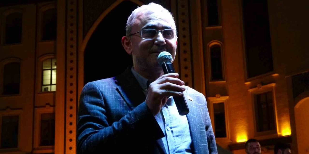 Başkan Işık: "kütahyalılar Demokrasiye Sahip Çıkmıştır"