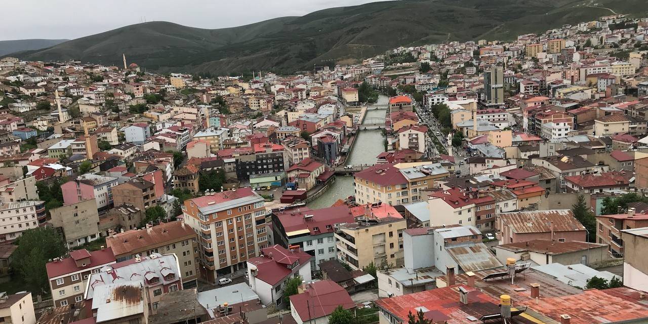 Bayburt Seçimlerde Birinciliği Elden Bırakmıyor