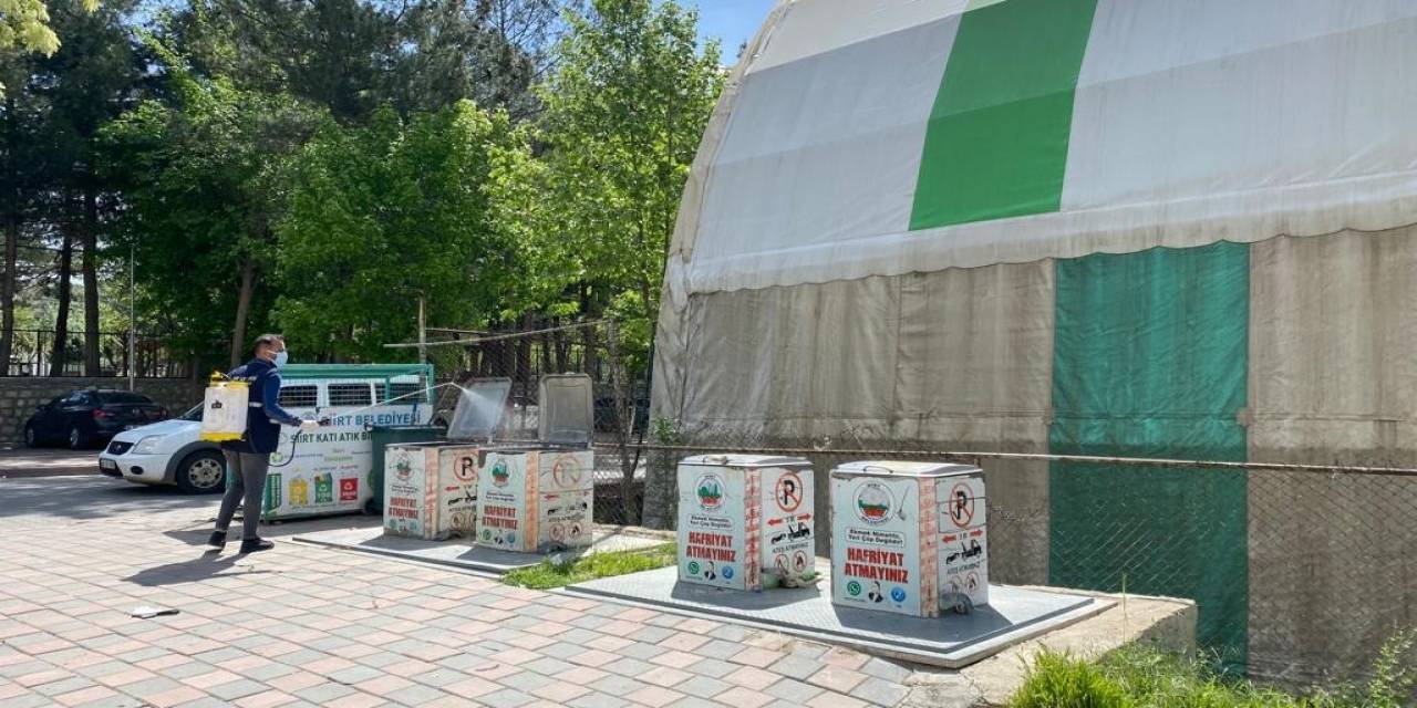 Siirt Belediyesi Kent Genelinde İlaçlama Çalışmalarına Devam Ediyor