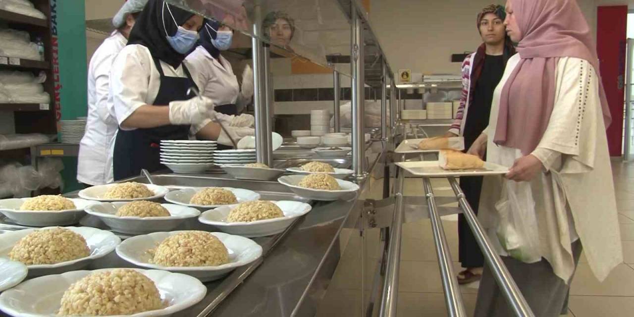 Kyk Doğan Aslanbey Yurdu’na Yerleşen Depremzedeler Evlerindeymiş Gibi Hissediyor