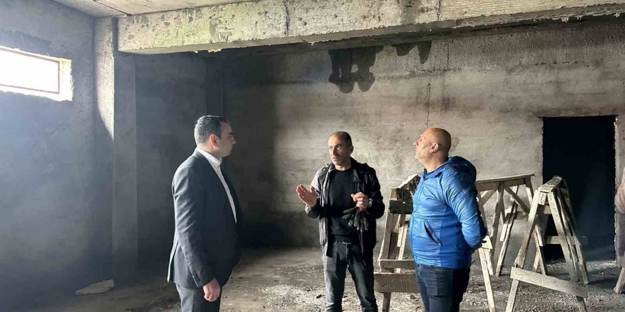 Kaymakam Karakaş Okul İnşaatında İncelemelerde Bulundu