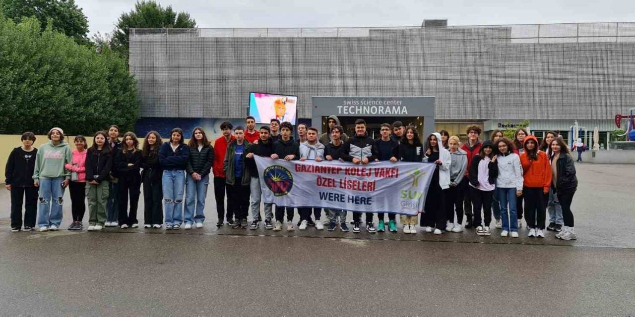 Kolej Öğrencilerine Avrupa’da Bilim Ve Kültür Gezisi