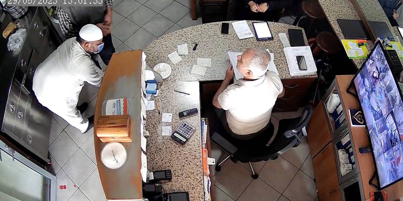 Dilencinin Yaptığı Rol, Tiyatroculara Taş Çıkarttı
