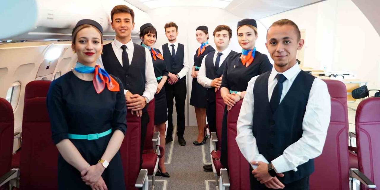 Kto Karataylı Kabin Memuru Adayları, Uygulamalı Mock-up Eğitimi İle Gerçek Uçuşa Hazırlanıyor
