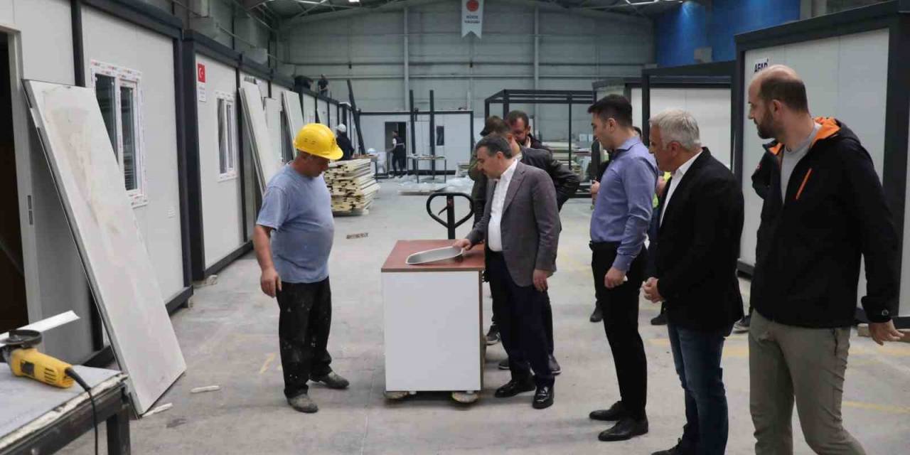 Depremzedelere 10 Bin Konut 2 Bin İşyeri Gönderildi