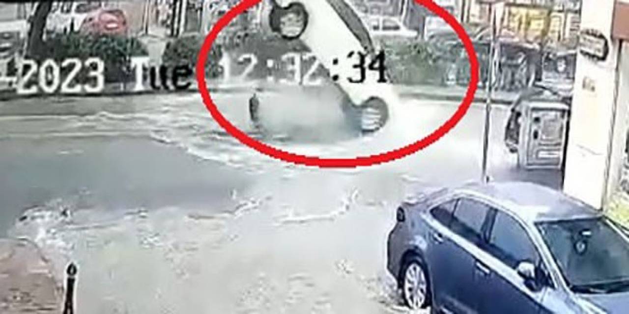 Rögar Kapağı Otomobili Böyle Savurdu