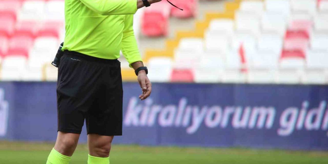 Sivasspor - Konyaspor Maçının Var Hakemi Mustafa Öğretmenoğlu Oldu