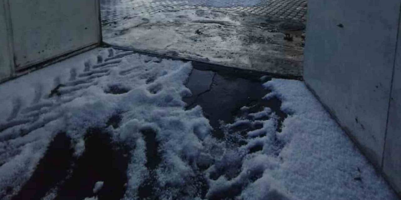 Diyarbakır’da Sağanak Ve Dolu Hayatı Olumsuz Etkiledi