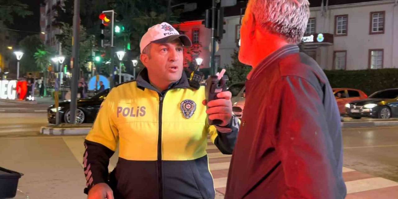 Polis Traktör Sürücüsüne 19 Bin 835 Lira Ceza Kesti