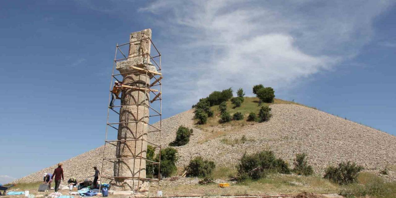 2 Bin 43 Yıllık ‘tokalaşma’ Sütunu Yeniden Ayağa Kaldırıldı