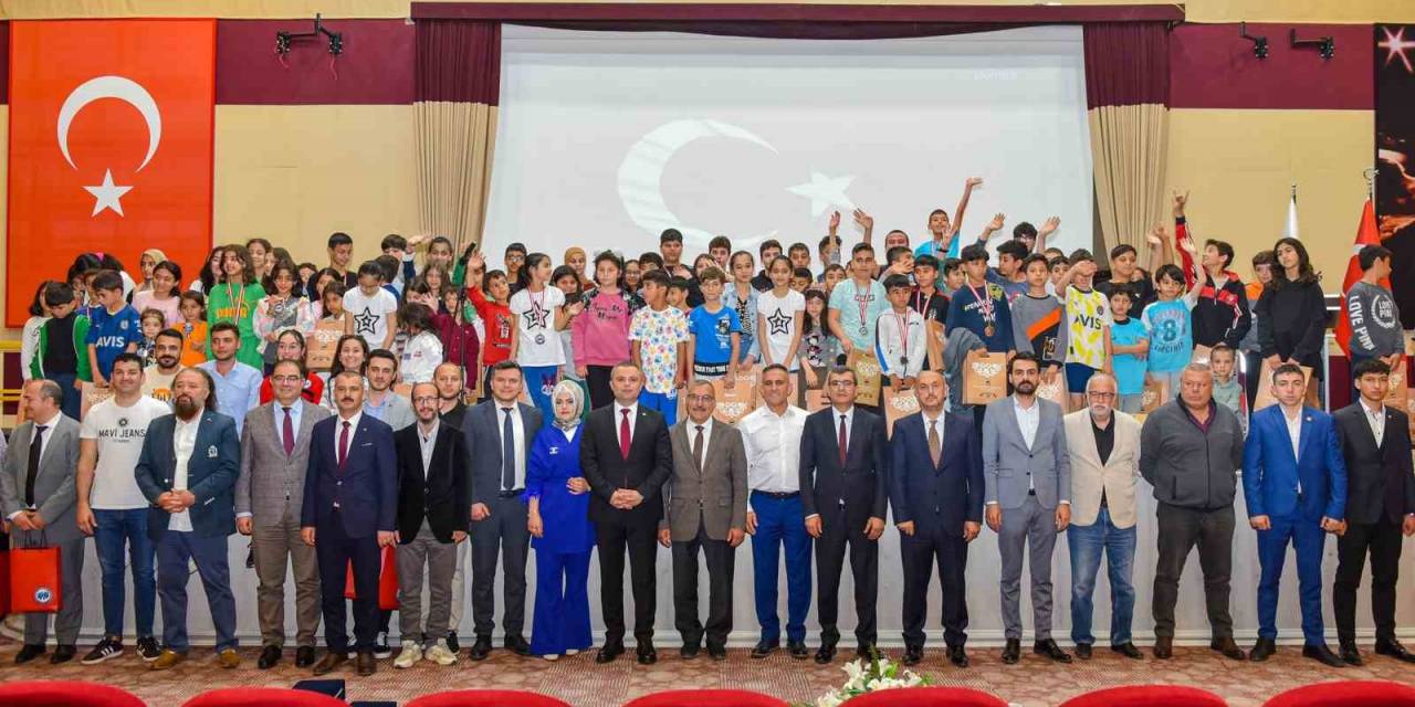 Kmü’de ‘haydi Gel Spor Yapalım’ Projesinde Sertifikalar Verildi