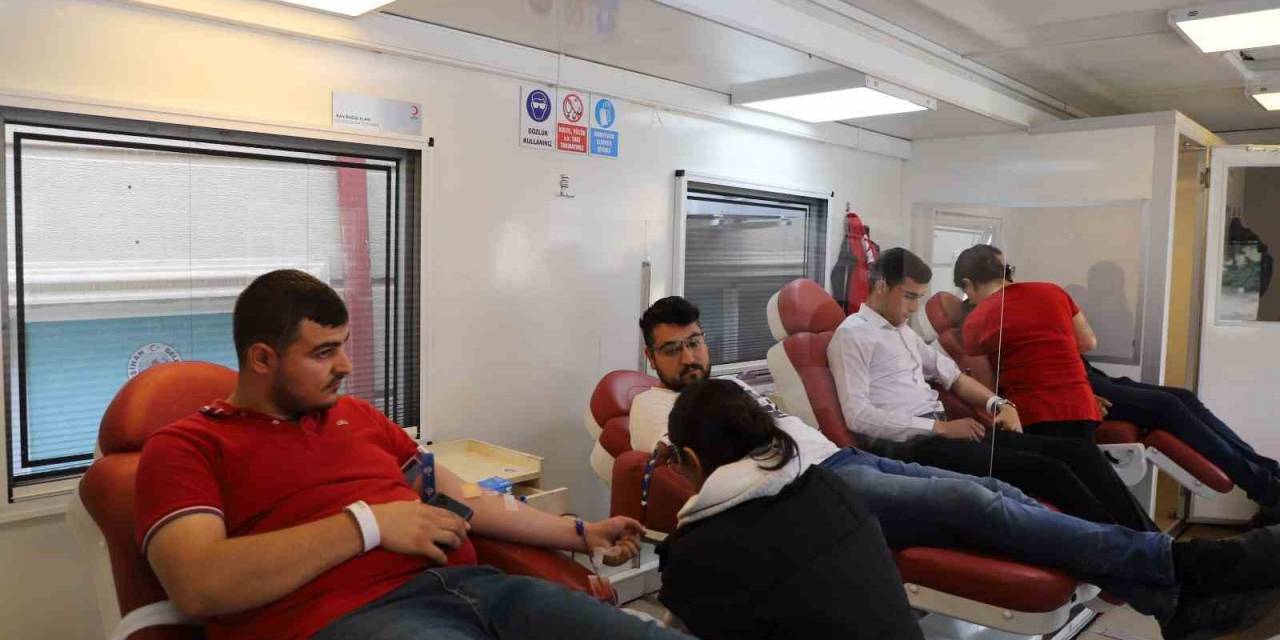 Yahşihan Belediyesi Personelinden Türk Kızılayı’na Kan Bağışı