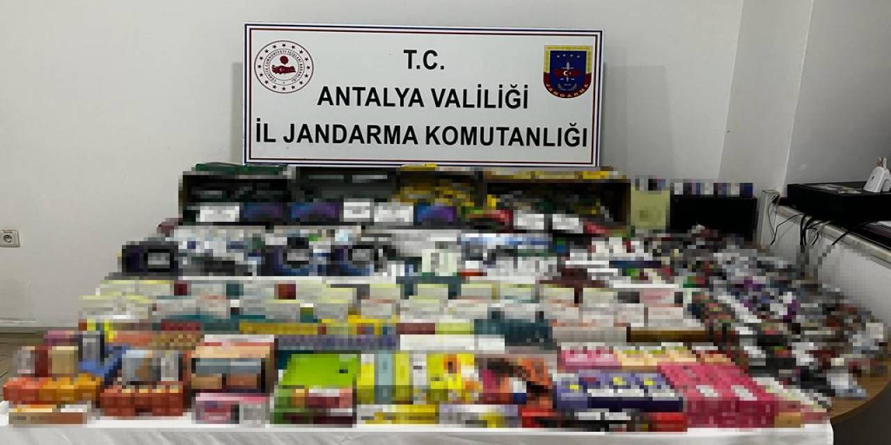 Manavgat’ta Kaçak Sigara Ve Tütün Operasyonu: 2 Gözaltı