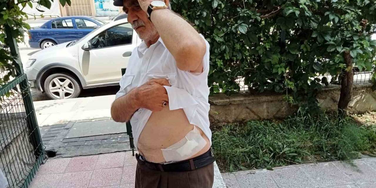 Kartını Vermeye Gelen Komşusunu Bıçakla Yaraladı