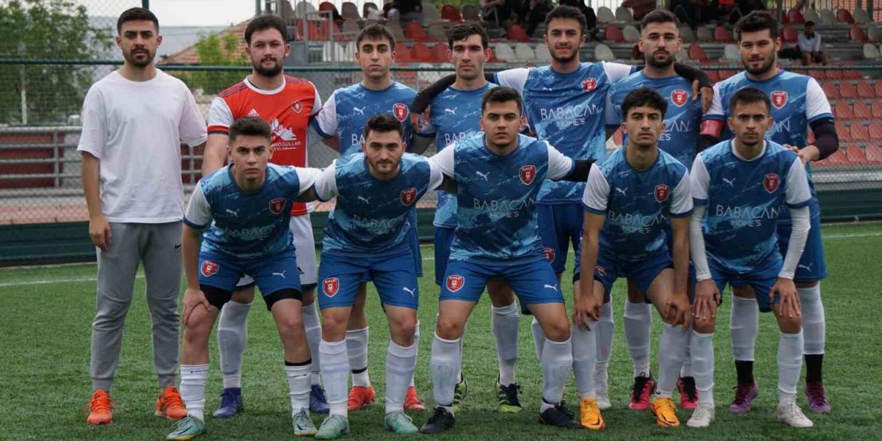 Kalespor Ve Yeni Esenspor Namağlup İlerliyor