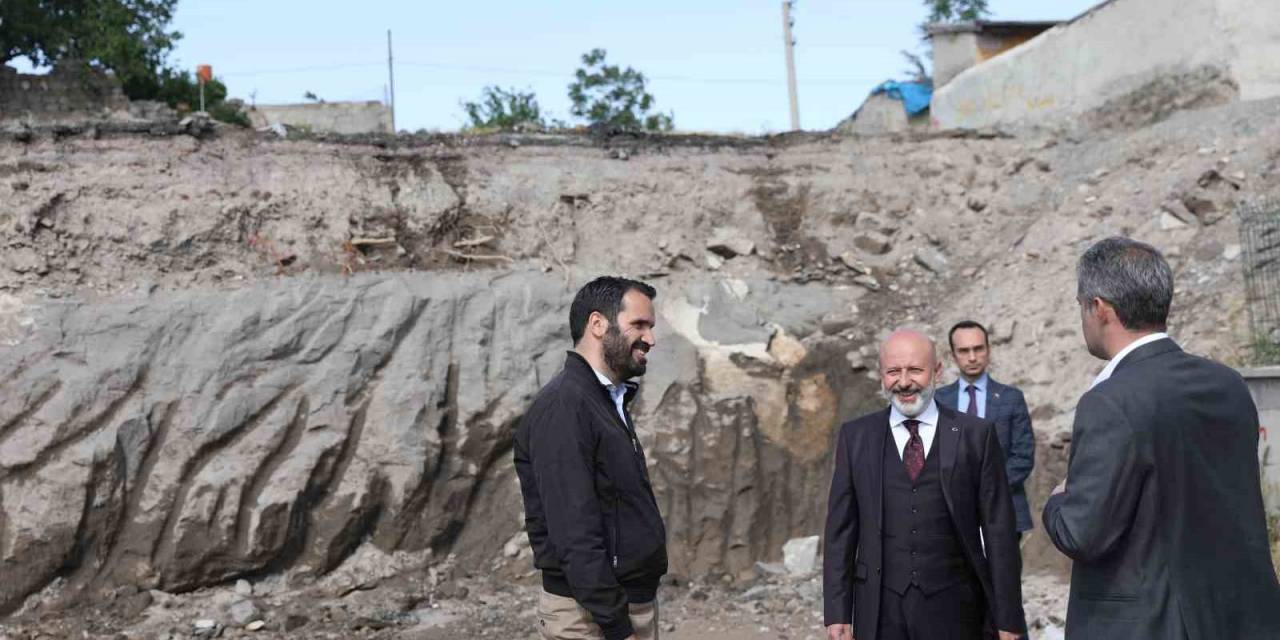 Başkan Çolakbayrakdar; “erkilet Bulvarı Ve Yeşil Mahalle, Yeni Yüze Kavuşuyor”