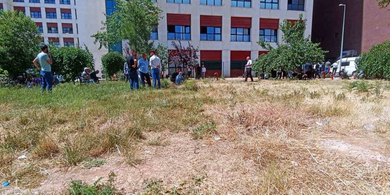 Mardin’de Düğündeki Kavgada Yaralanan Şahıs Hayatını Kaybetti