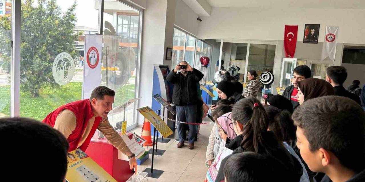 Çocuk Bilim Parkına Ziyaretçi Akını