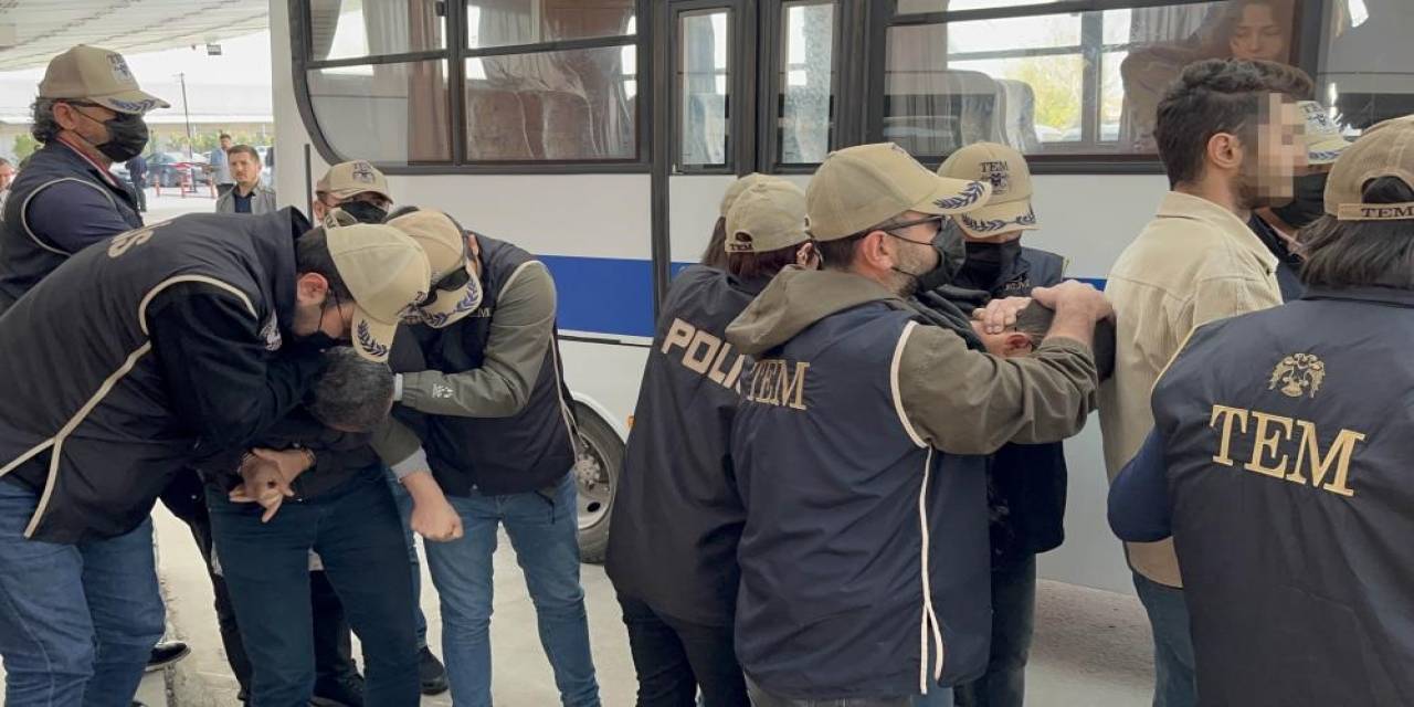Ysp İzmir Milletvekili Adayı, Terör Örgütüne Üye Olma Suçundan Tutuklandı