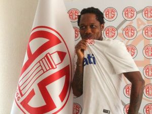 Jean Makoun Antalyaspor’da
