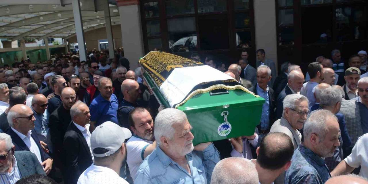 Ak Parti İl Başkanı Tever’in Kuzen Acısı