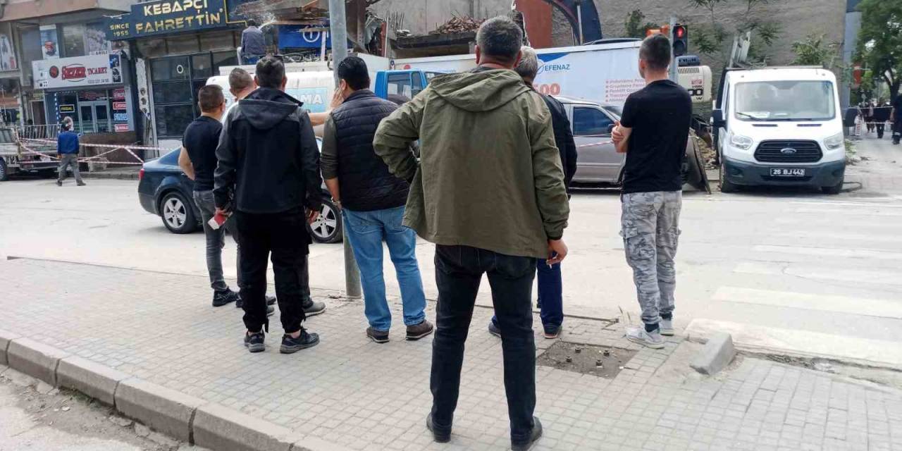 Vatandaşların Kepçe İzleme Geleneği Devam Ediyor