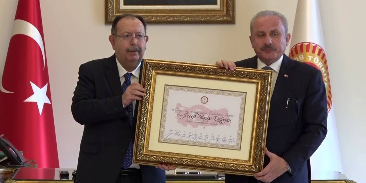 Cumhurbaşkanı Erdoğan’ın Mazbatası Tbmm Başkanı Şentop’a Teslim Edildi