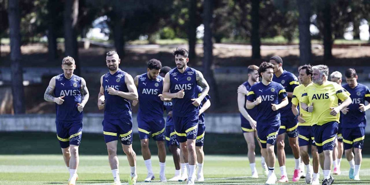 Fenerbahçe, Galatasaray Maçı Hazırlıklarına Başladı