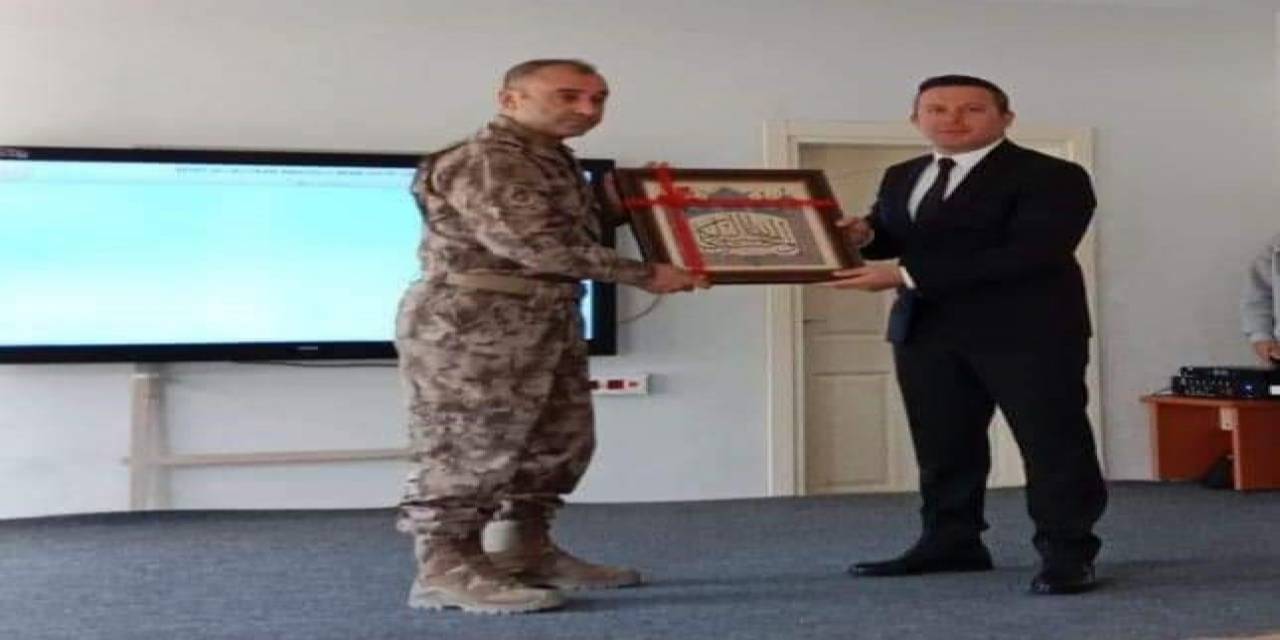 Özel Harekat Daire Başkanı Lise Öğrencileriyle Bir Araya Geldi