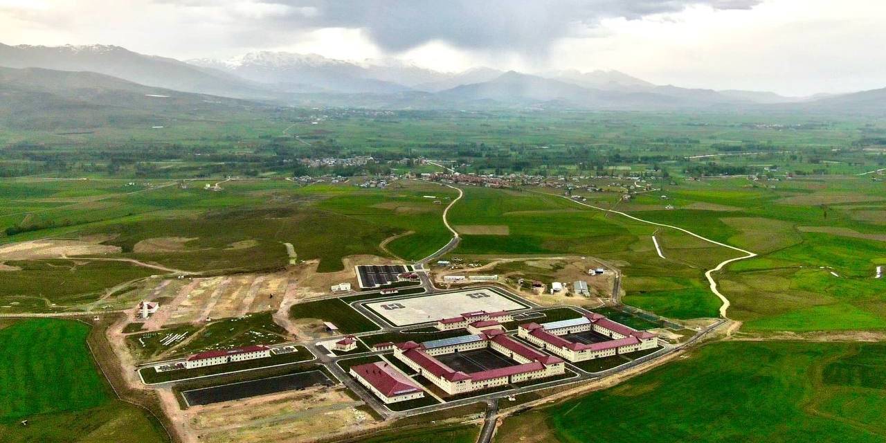 Askeri Kışla İnşaatında 1. Etap Çalışmaları Tamamlandı