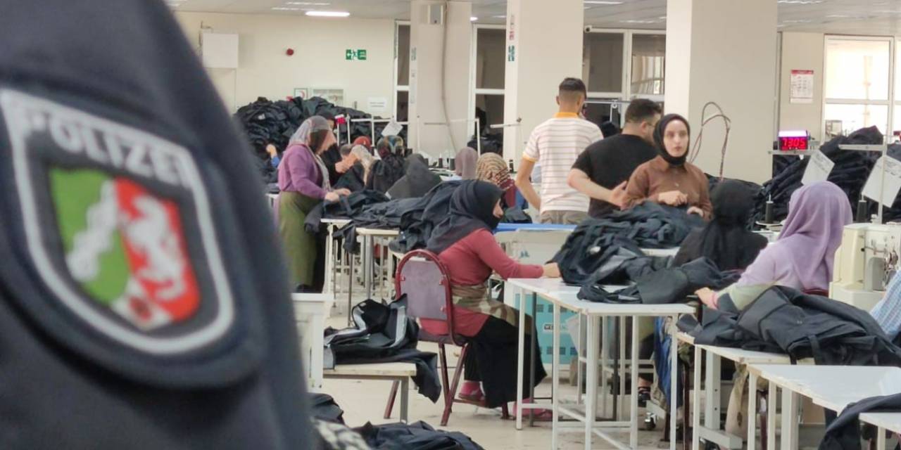 Alman Polislerinin Üniformaları Bingöl’den