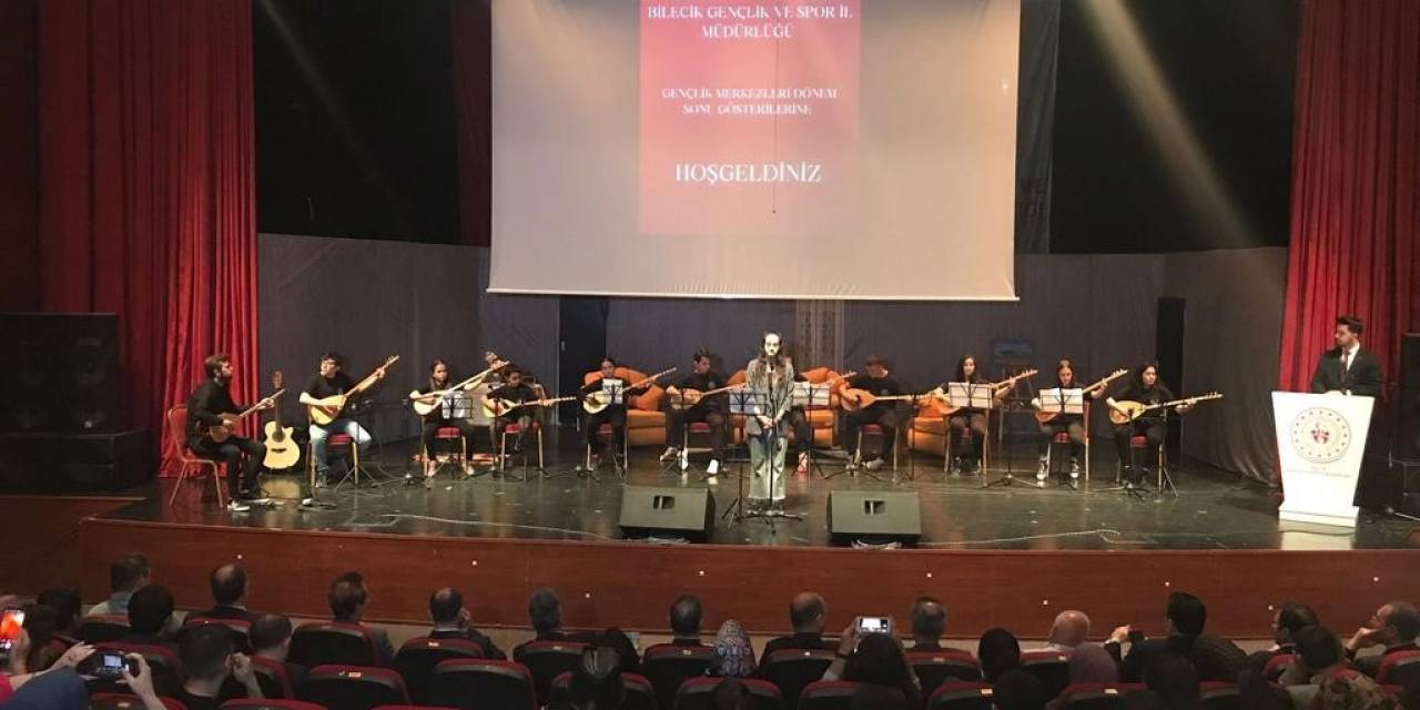 Gençlik Merkezleri Dönem Sonu Programı Düzenledi