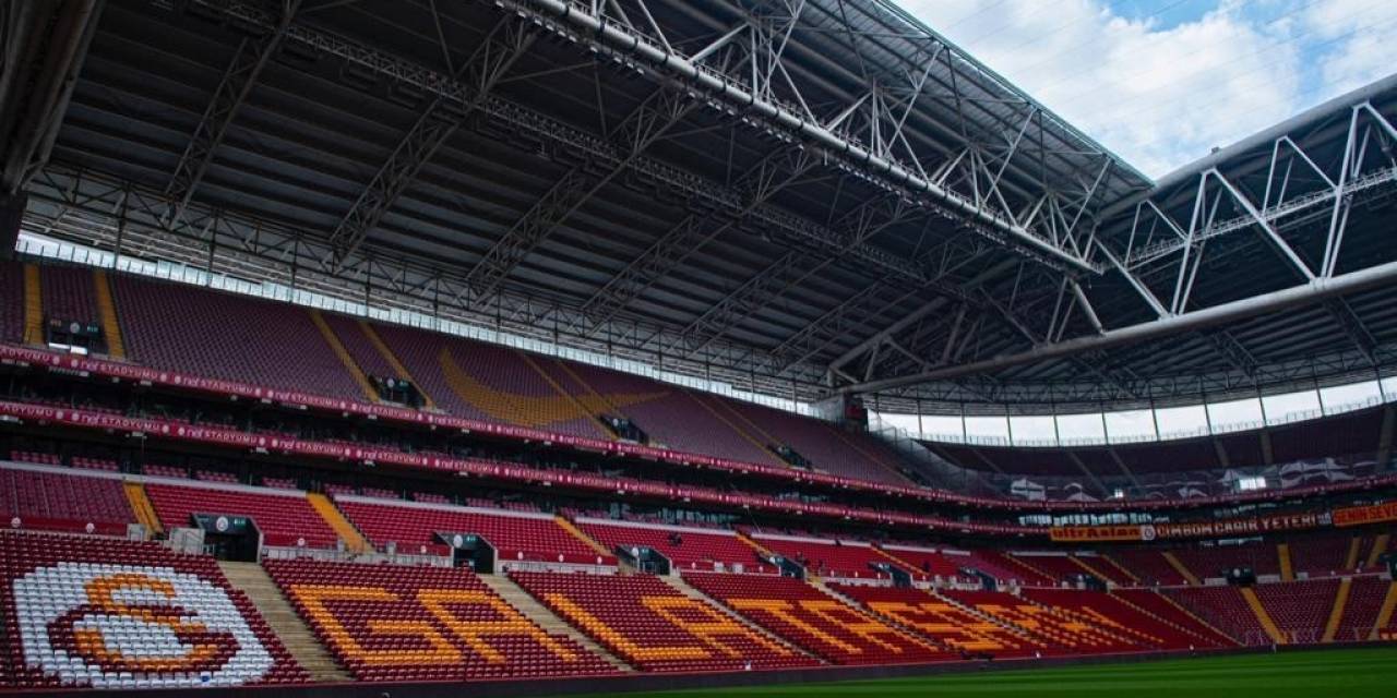 Nef Stadyumu’nda 14. Galatasaray - Fenerbahçe Derbisi
