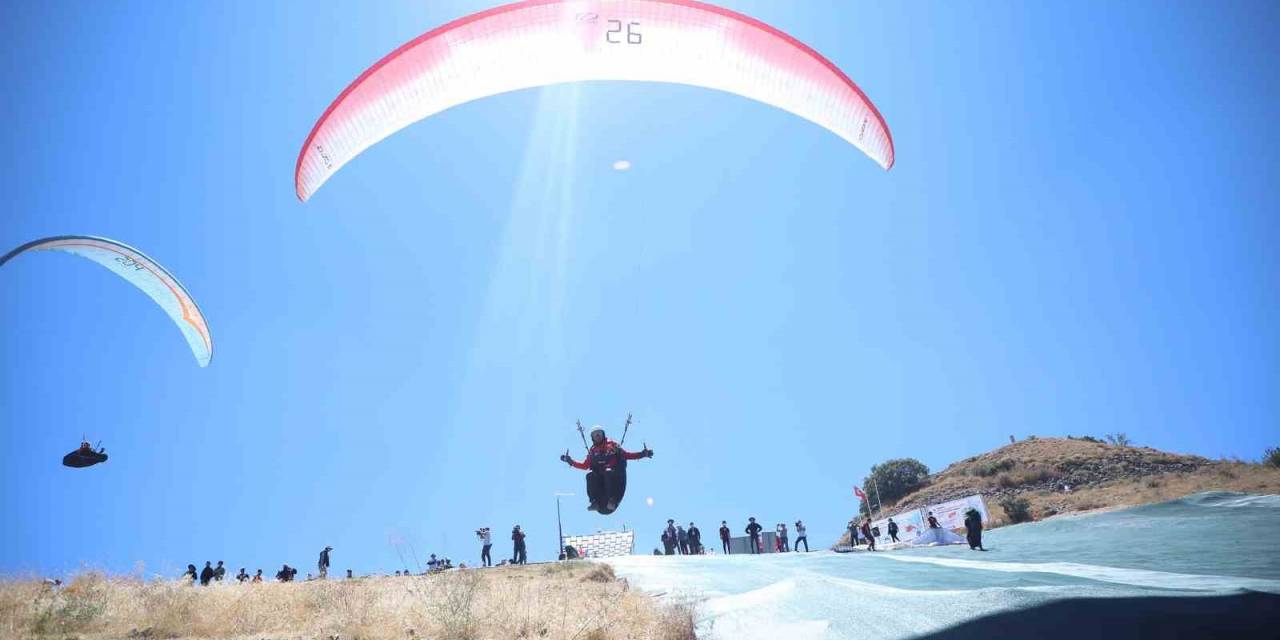 Yamaçparaşütü Türkiye Şampiyonası Kayseri’de