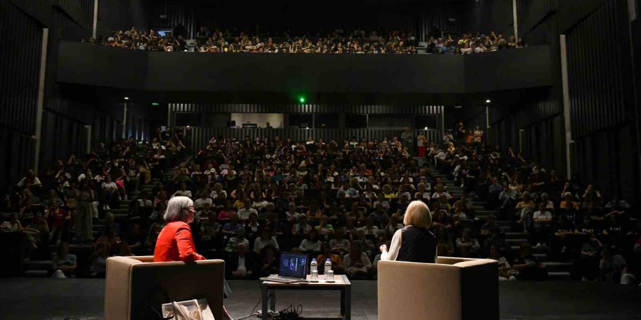 Ayşe Kulin, Edebiyatseverlerle Buluştu