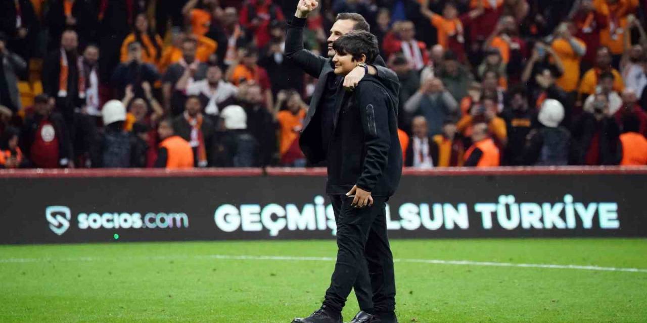 Okan Buruk Ve Oğlu Ali Yiğit’in Şampiyonluk Sevinci