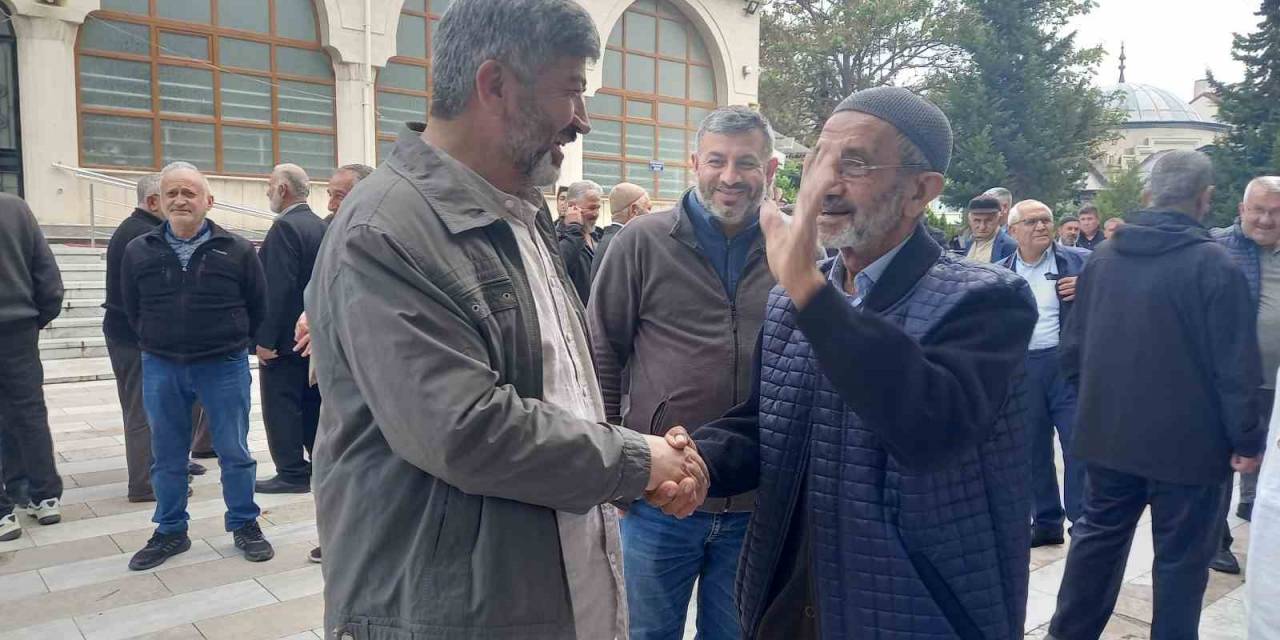Gediz Belediye Başkanı Muharrem Akçadurak Dualarla Hacca Uğurlandı