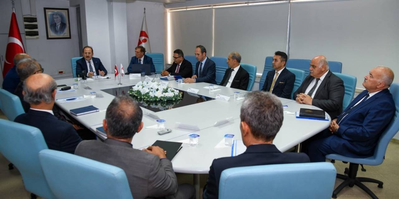 Vali Pehlivan, Mersin Vergi Dairesi Başkanlığında Toplantı Gerçekleştirdi